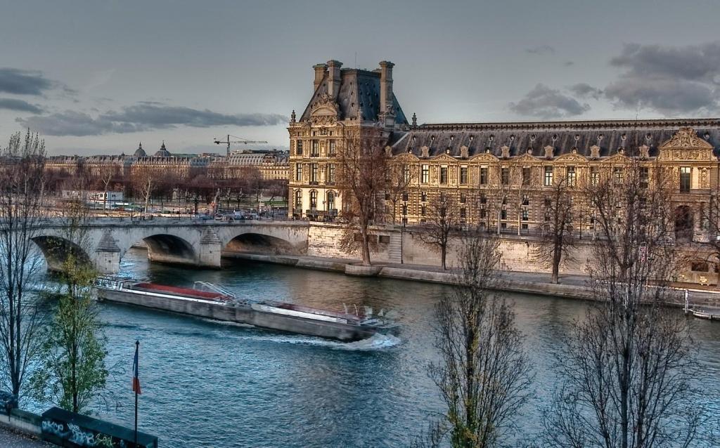 Du Quai Voltaire Hotel Parijs